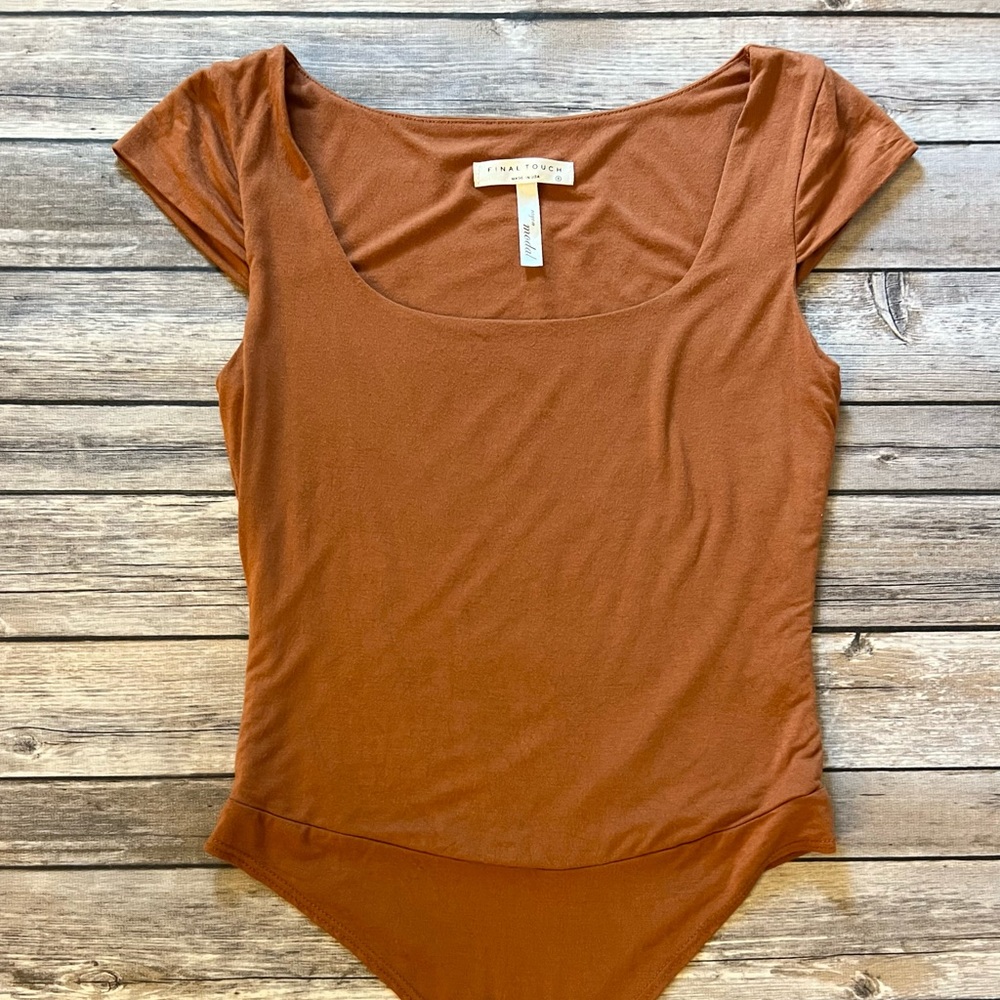 🛍Final Touch Cinnamon Bodysuit